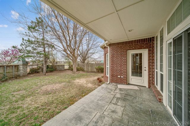 9904 E 90th Court North, Owasso, OK 74055