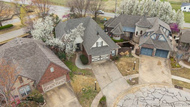 9904 E 90th Court North, Owasso, OK 74055