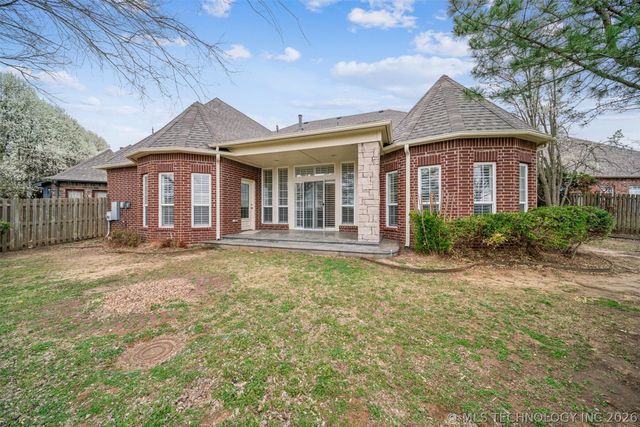 9904 E 90th Court North, Owasso, OK 74055