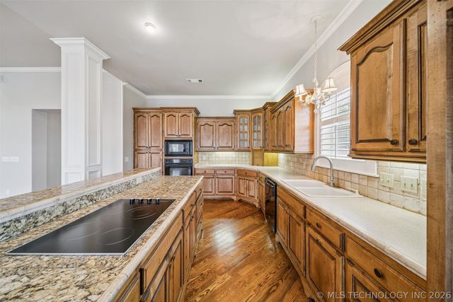 9904 E 90th Court North, Owasso, OK 74055