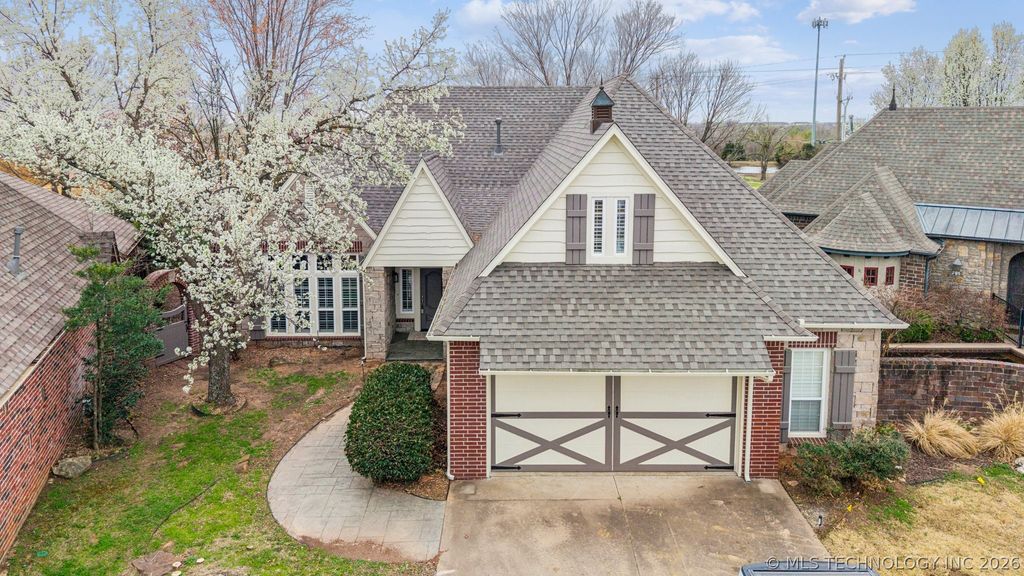 9904 E 90th Court North, Owasso, OK 74055