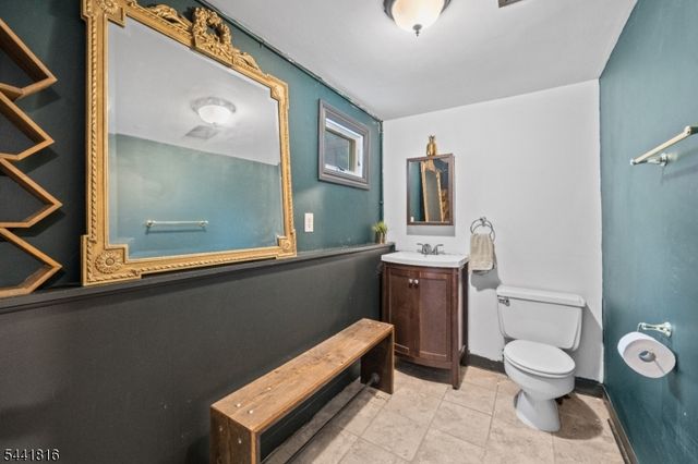 760 Grove St, Clifton City, NJ 07013