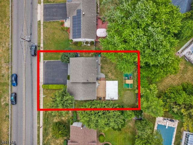 760 Grove St, Clifton City, NJ 07013
