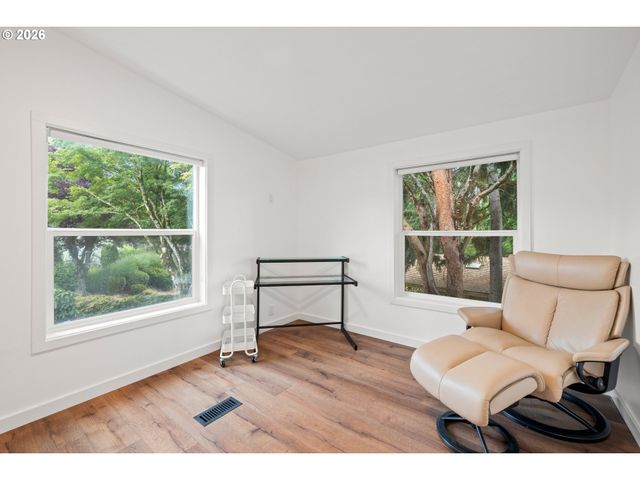 8420 Se OAK ACRES Ct, Clackamas, OR 97015