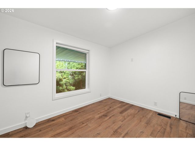 8420 Se OAK ACRES Ct, Clackamas, OR 97015