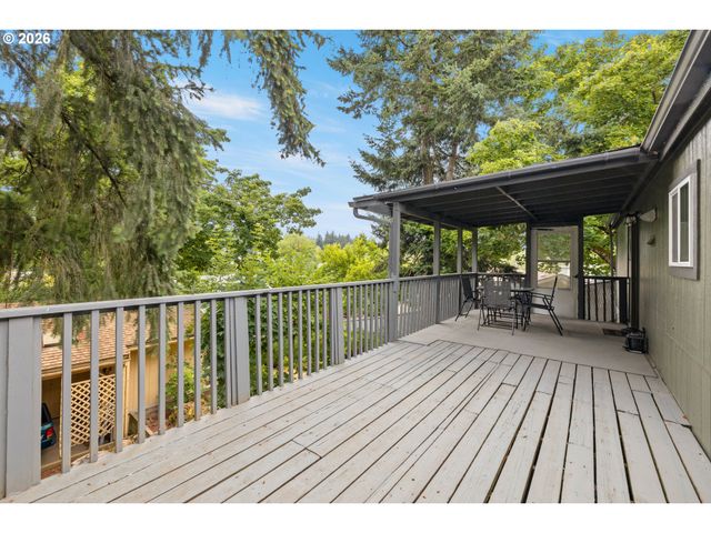 8420 Se OAK ACRES Ct, Clackamas, OR 97015