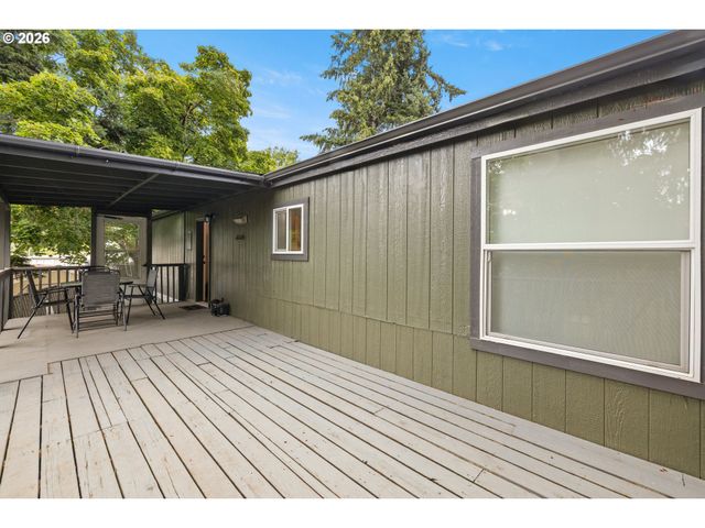 8420 Se OAK ACRES Ct, Clackamas, OR 97015