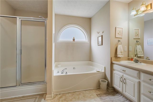 1126 Strath Clyde Way, Mcdonough, GA 30253