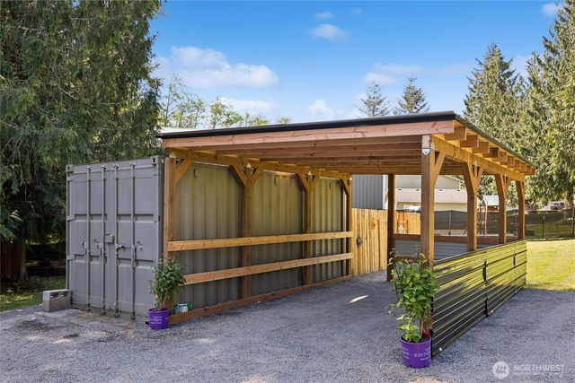 230 Home Town Drive, Kelso, WA 98626