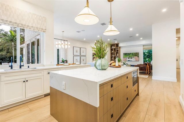 2825 Hackney Road, Weston, FL 33331