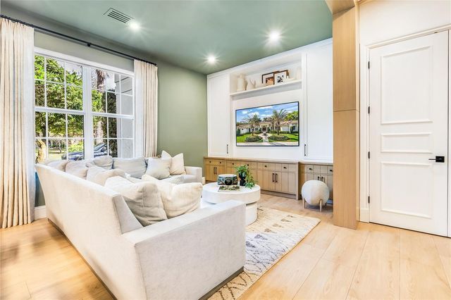 2825 Hackney Road, Weston, FL 33331