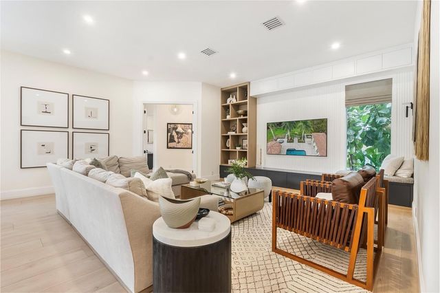 2825 Hackney Road, Weston, FL 33331