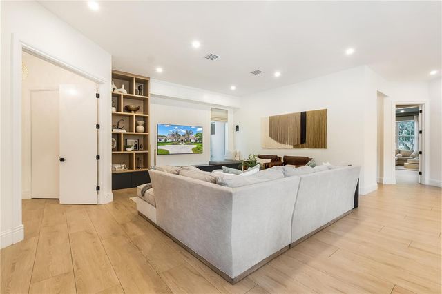 2825 Hackney Road, Weston, FL 33331