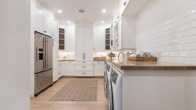 2825 Hackney Road, Weston, FL 33331