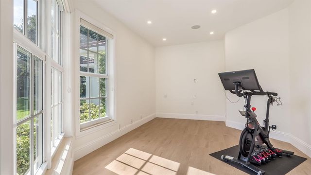 2825 Hackney Road, Weston, FL 33331