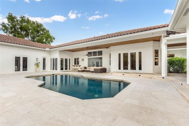2825 Hackney Road, Weston, FL 33331