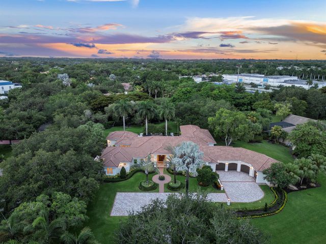 2825 Hackney Road, Weston, FL 33331