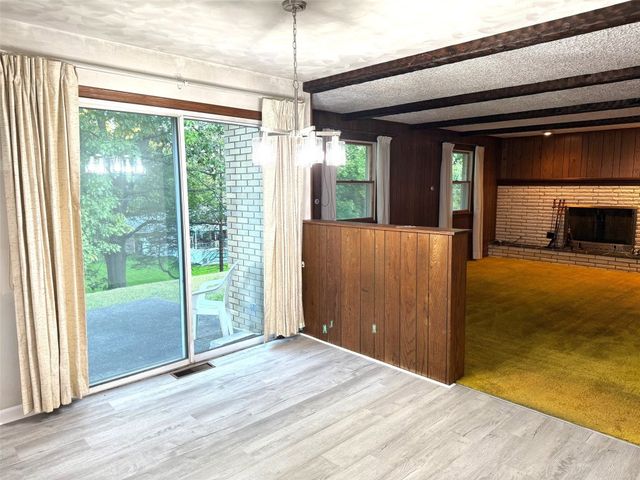 1130 SAINT ANN Drive, Erie, PA 16509