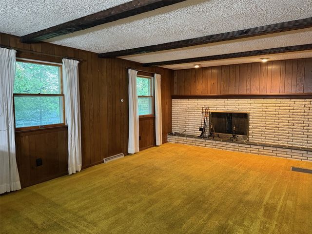 1130 SAINT ANN Drive, Erie, PA 16509