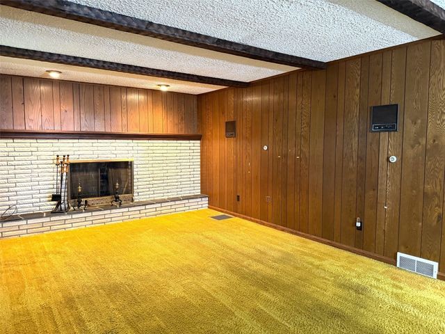 1130 SAINT ANN Drive, Erie, PA 16509