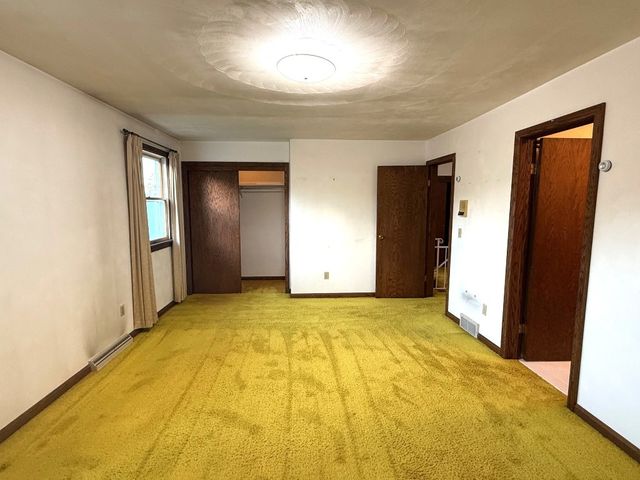 1130 SAINT ANN Drive, Erie, PA 16509