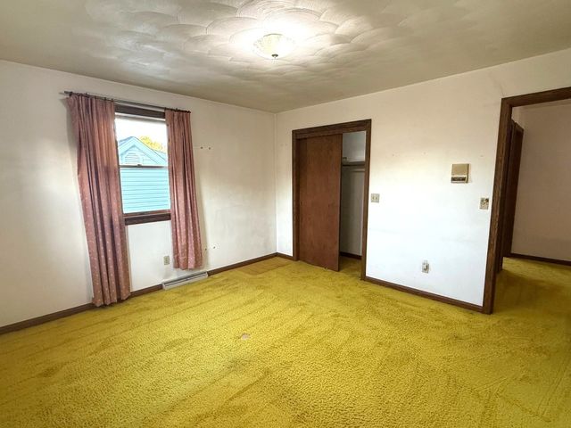 1130 SAINT ANN Drive, Erie, PA 16509