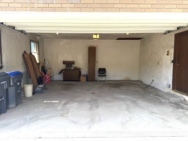 1130 SAINT ANN Drive, Erie, PA 16509