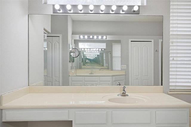 2914 LEE SHORE LOOP, Orlando, FL 32820