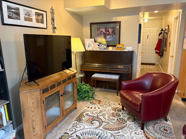 3229 W VIRGINIA PINE LN, West Jordan, UT 84088