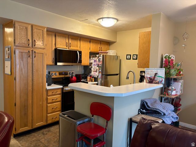 3229 W VIRGINIA PINE LN, West Jordan, UT 84088