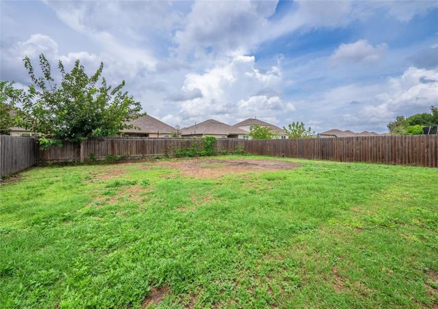 1480 Twin CV, Kyle, TX 78640