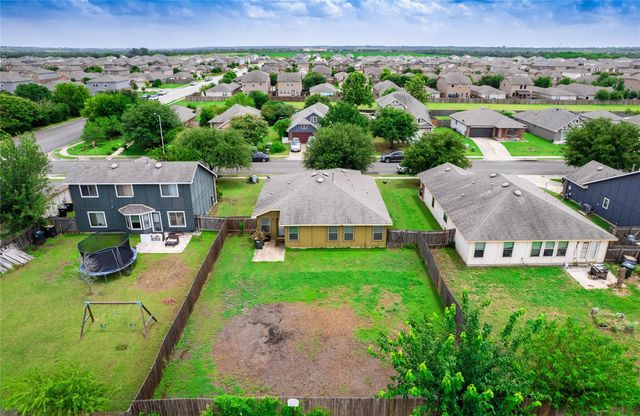 1480 Twin CV, Kyle, TX 78640