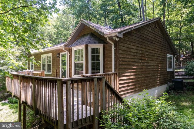 296 SOUR MASH RD, Harpers Ferry, WV 25425