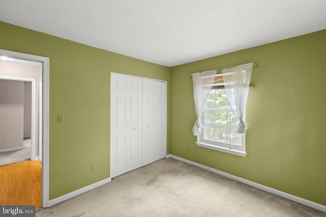 296 SOUR MASH RD, Harpers Ferry, WV 25425