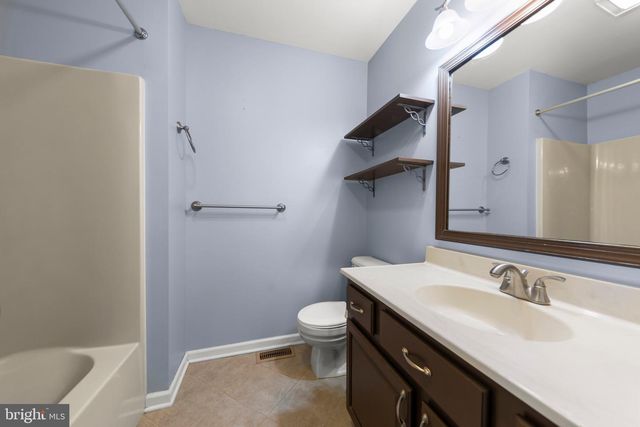 296 SOUR MASH RD, Harpers Ferry, WV 25425