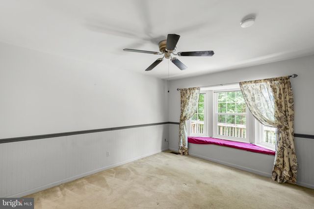 296 SOUR MASH RD, Harpers Ferry, WV 25425