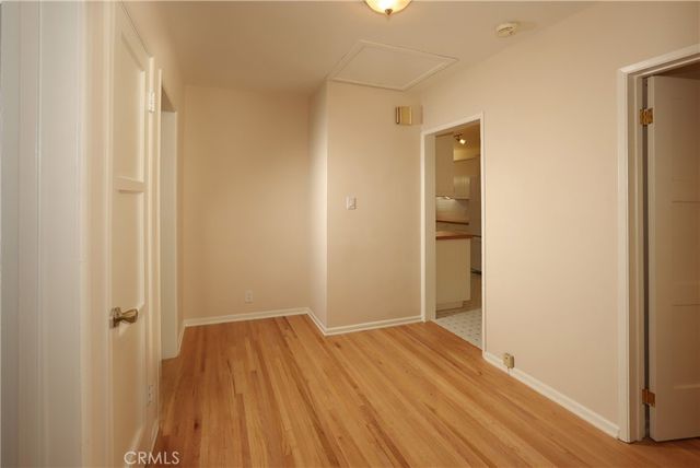 2111 W Verdugo Avenue, Burbank, CA 91506