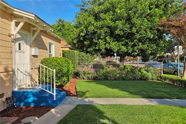 2111 W Verdugo Avenue, Burbank, CA 91506