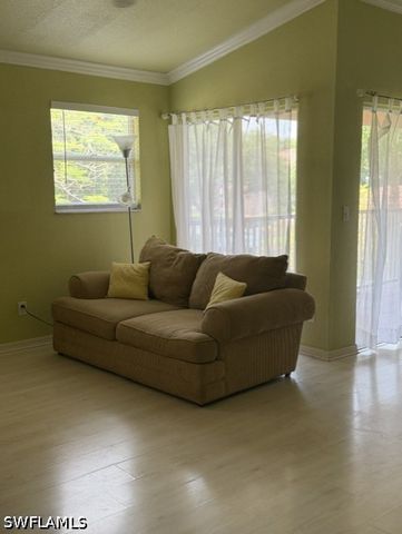 628 Woodshire LN G12, Naples, FL 34105