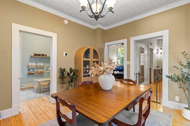 870 Randolph Avenue, Saint Paul, MN 55102