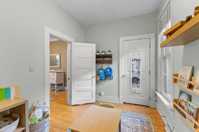 870 Randolph Avenue, Saint Paul, MN 55102