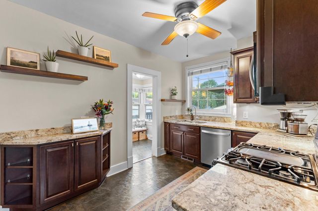 870 Randolph Avenue, Saint Paul, MN 55102