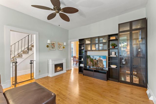 870 Randolph Avenue, Saint Paul, MN 55102