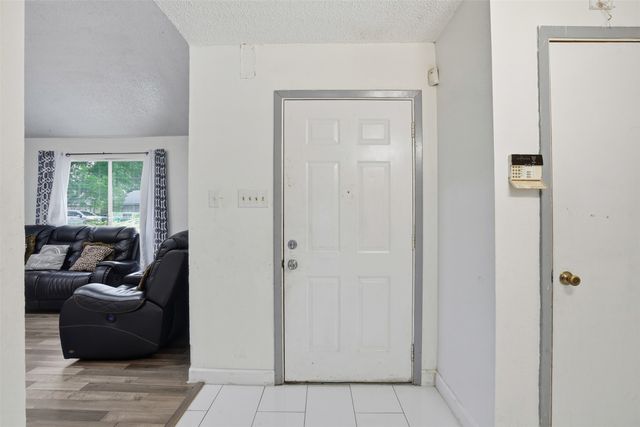 2917 Brookcrest Drive, Garland, TX 75040