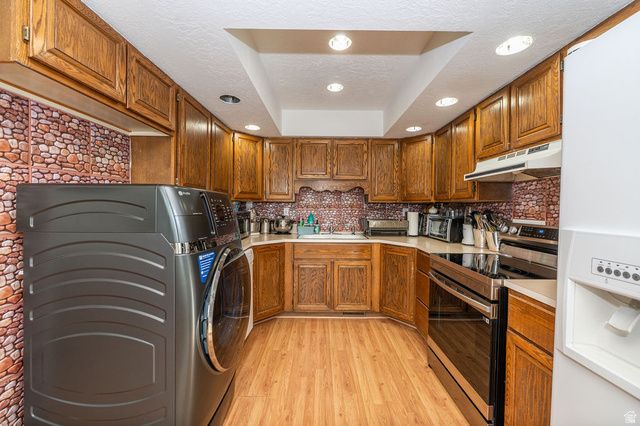 1876 W 2400 S, Syracuse, UT 84075