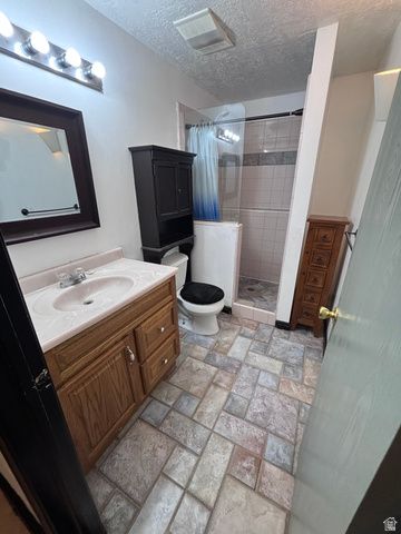 1876 W 2400 S, Syracuse, UT 84075