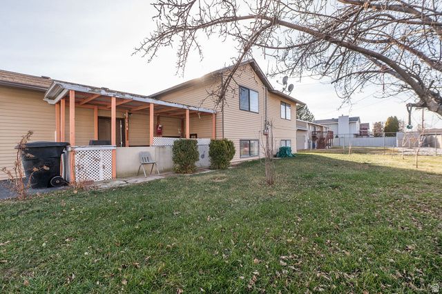 1876 W 2400 S, Syracuse, UT 84075