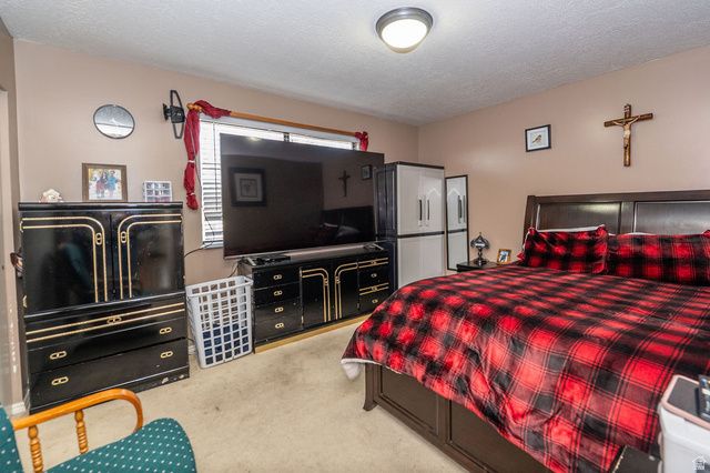 1876 W 2400 S, Syracuse, UT 84075