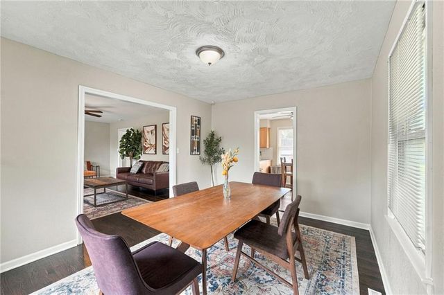 3238 N Chippewa Drive, Kansas City, MO 64116