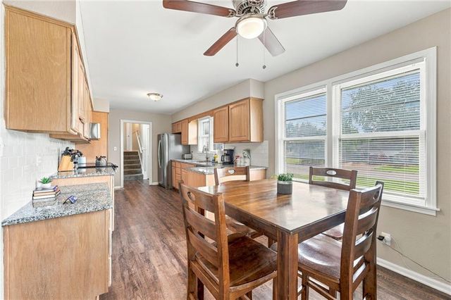 3238 N Chippewa Drive, Kansas City, MO 64116